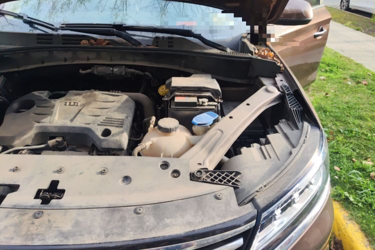 Used Roewe RX5 2020 20T Automatic 4G Connect Superior Flagship Edition Engine Bay Left