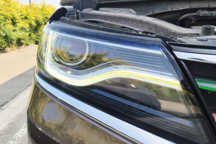 Used Roewe RX5 2020 20T Manual 4G Connect Super-Luxury Flagship Edition Right Front Headlight