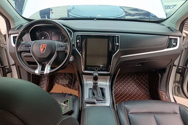Used Roewe RX5 2020 20T Automatic 4G Connected Million-Dollar Flagship Edition Center Console