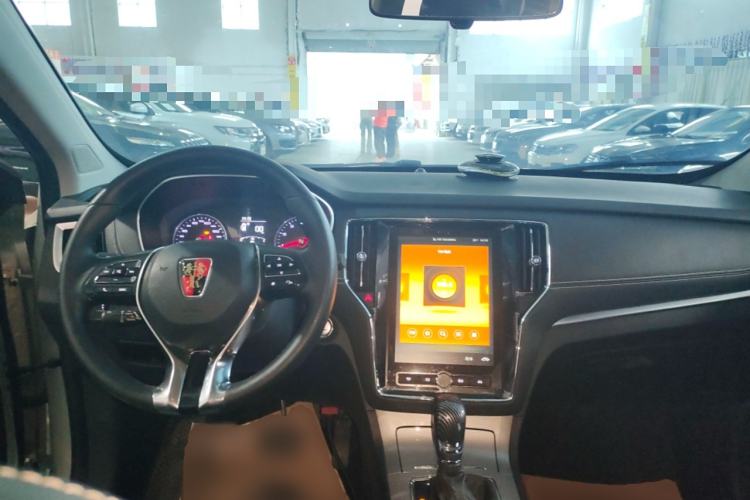 Used Roewe RX5 2020 20T Automatic 4G Connected Million Edition Center Console