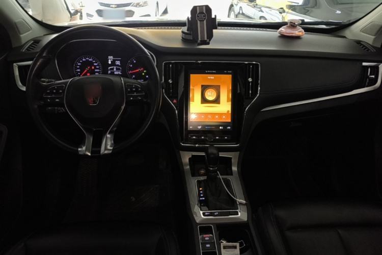 Used Roewe RX5 2020 20T Automatic 4G Connected Million Edition Center Console