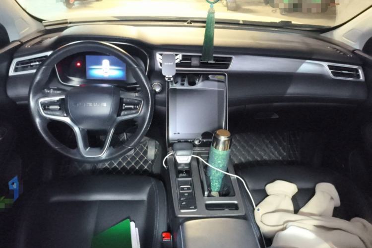 Used Roewe RX5 2020 PLUS 300TGI Automatic Ali National Trend Flagship Edition Center Console