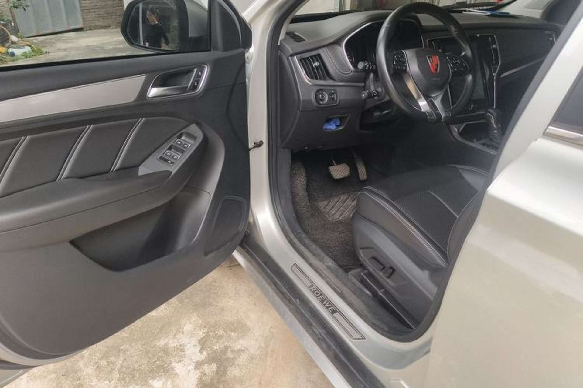 Used Roewe RX5 2020 20T Automatic 4G Connect Superior Flagship Edition Driver Seat