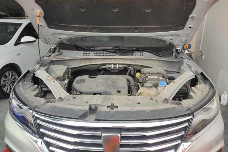 Used Roewe RX5 2020 20T Automatic 4G Connected Million Edition Engine Bay