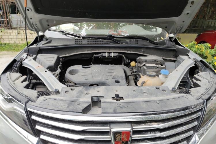Used Roewe RX5 2020 20T Automatic 4G Connected Million Edition Engine Bay