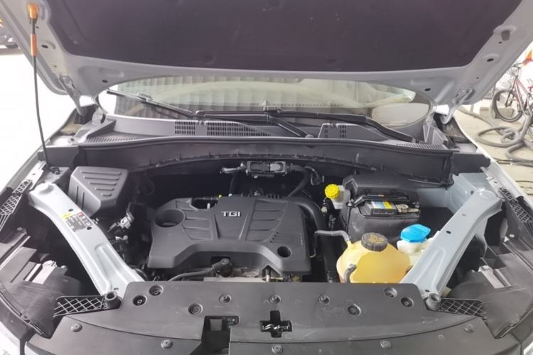Used Roewe RX5 2020 20T Automatic 4G Connect Superior Flagship Edition Engine Bay