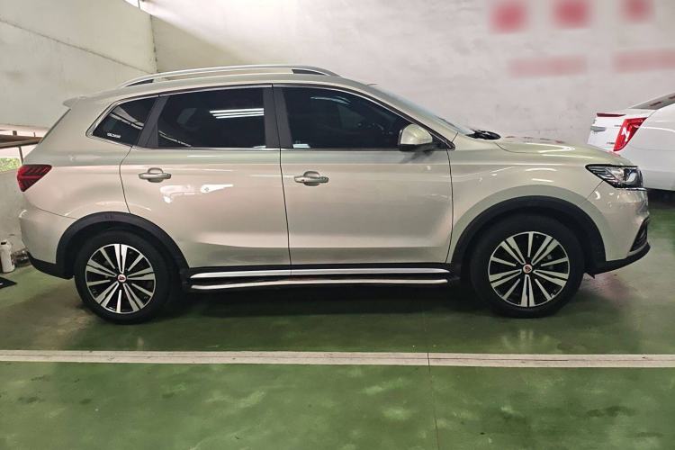 Used Roewe RX5 2020 20T Automatic 4G Connected Million Edition Exterior 2