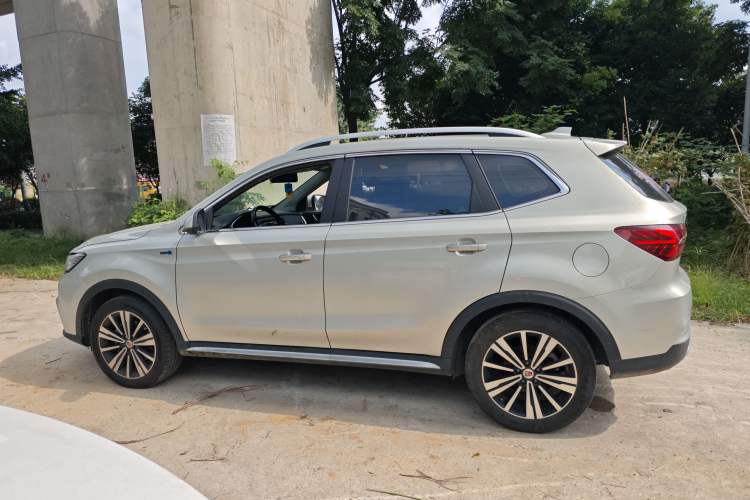 Used Roewe RX5 2020 20T Automatic 4G Connected Million Edition Exterior 3