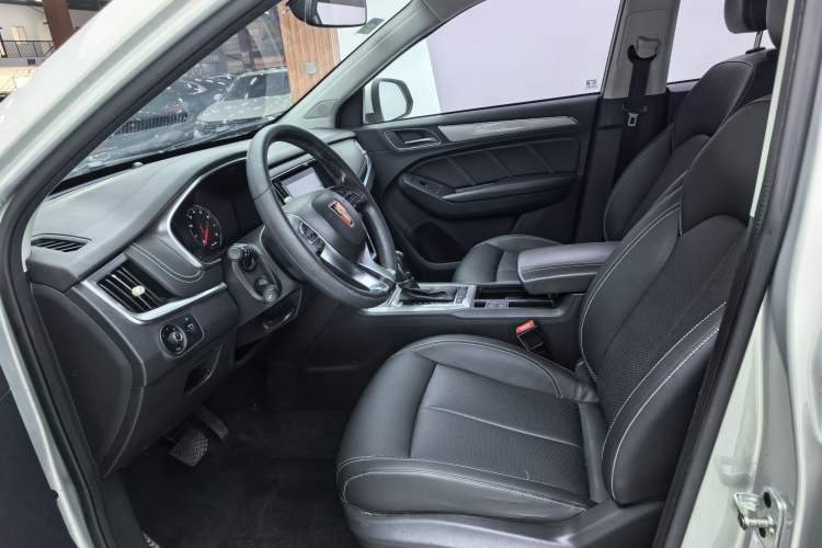 Used Roewe RX5 2020 20T Automatic 4G Connect Superior Flagship Edition Exterior 6
