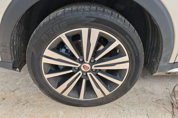 Used Roewe RX5 2020 20T Automatic 4G Connected Million Edition Exterior 7