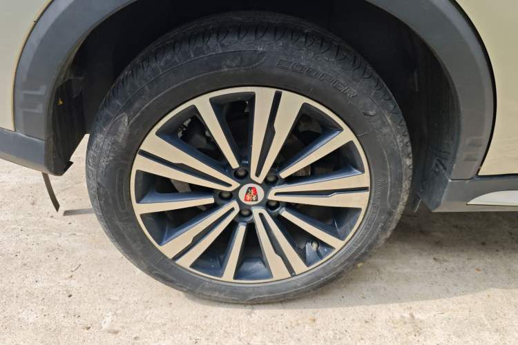 Used Roewe RX5 2020 20T Automatic 4G Connected Million Edition Exterior 8