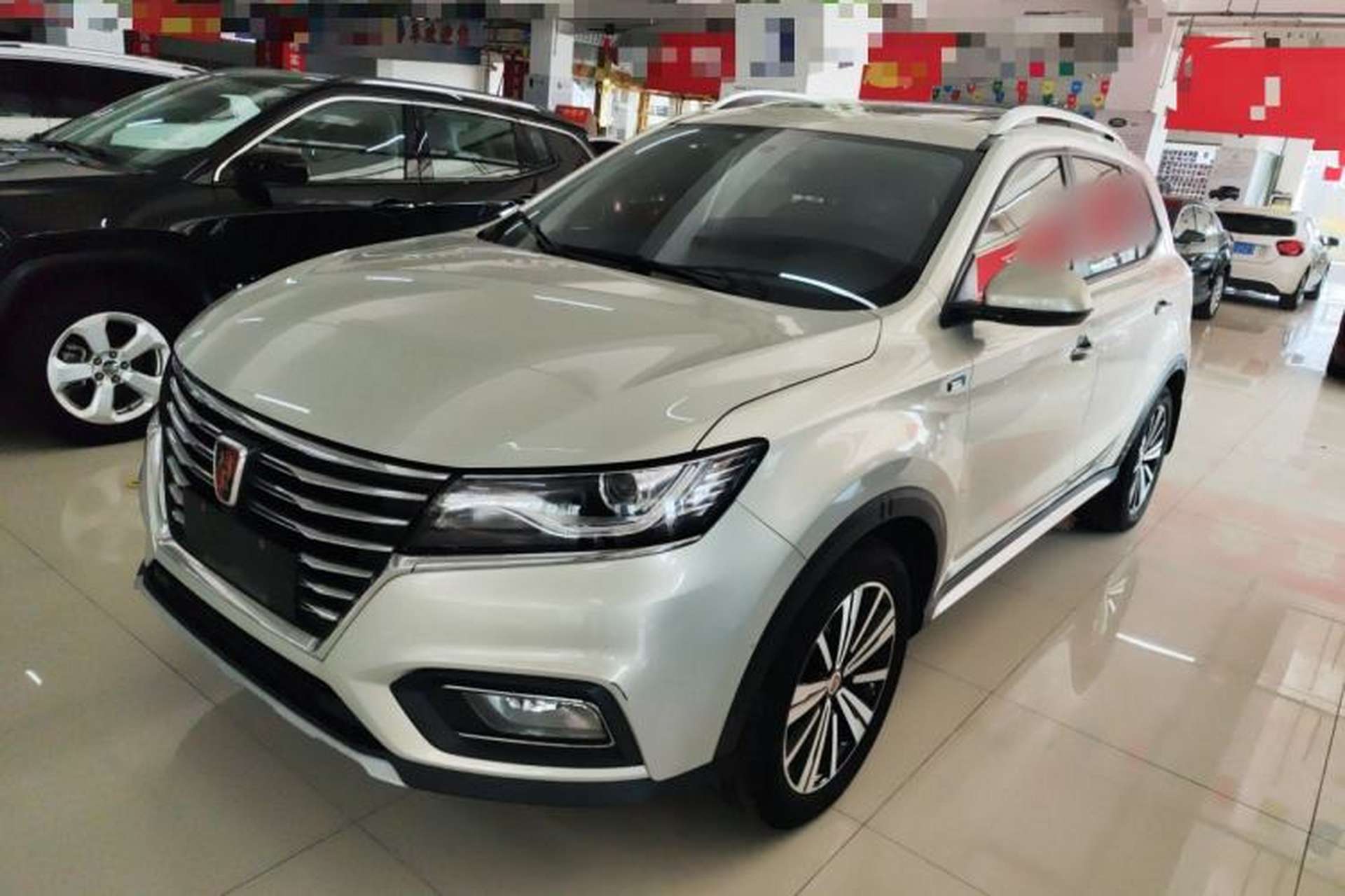 Used Roewe RX5 2020 20T Manual 4G Connect Million Edition Front Left 45 Deg