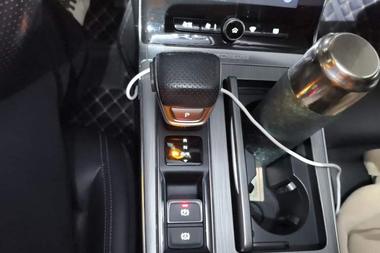Used Roewe RX5 2020 PLUS 300TGI Automatic Ali National Trend Flagship Edition Gear Lever