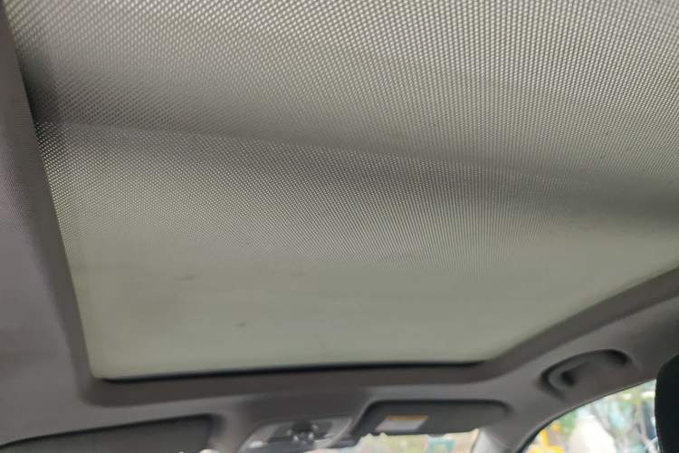 Used Roewe RX5 2020 20T Automatic 4G Connect Superior Flagship Edition Headliner