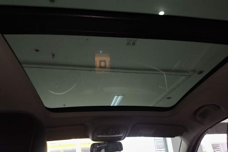 Used Roewe RX5 2020 20T Automatic 4G Connected Million Edition Headliner