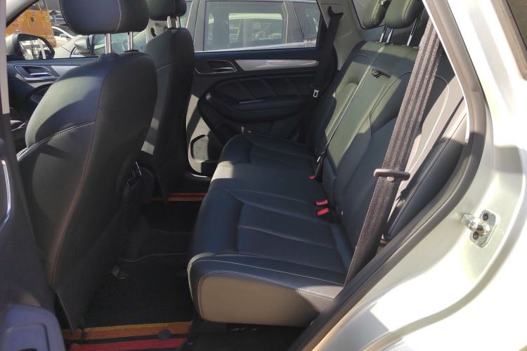 Used Roewe RX5 2020 20T Automatic 4G Connected Million Edition Interior 4