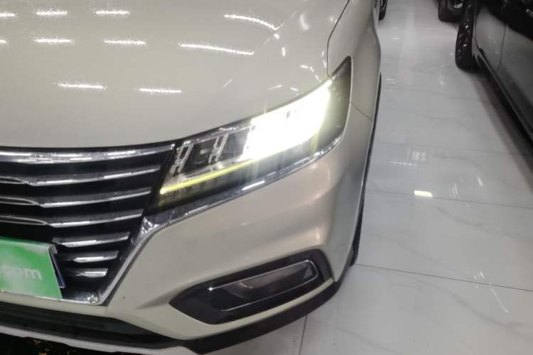 Used Roewe RX5 2020 20T Automatic 4G Connect Superior Flagship Edition Left Front Headlight