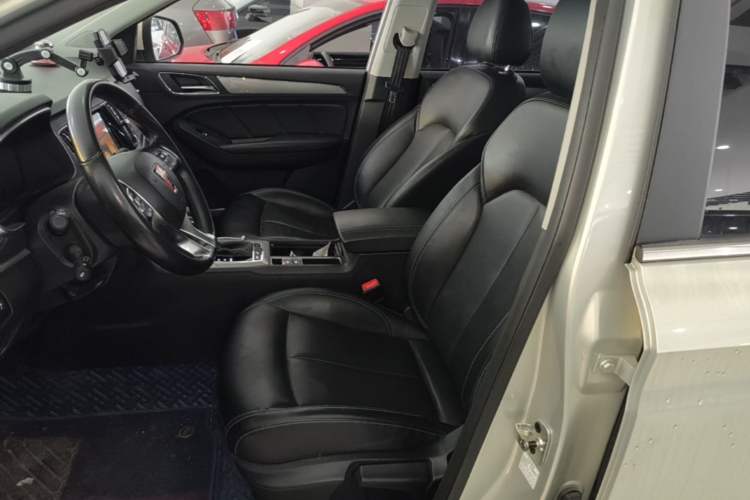Used Roewe RX5 2020 20T Automatic 4G Connected Million Edition Left Front Seat