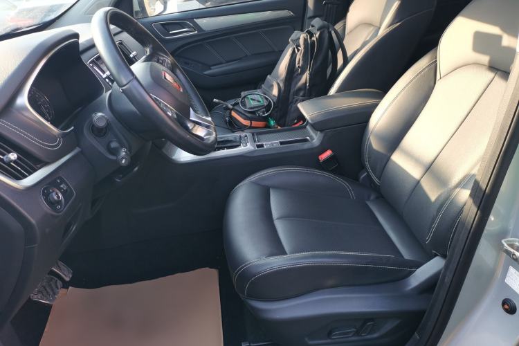 Used Roewe RX5 2020 20T Automatic Ali Smart Connectivity Beyond Intelligent Edition Left Front Seat