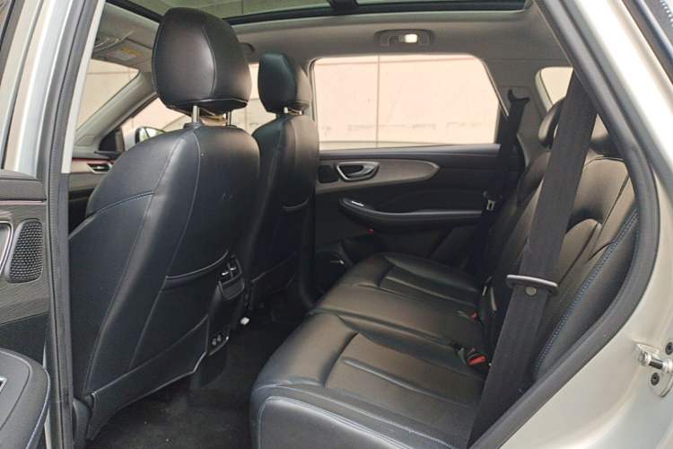 Used Roewe RX5 2020 PLUS 300TGI Automatic Ali New Year Special Edition Left Rear Seat