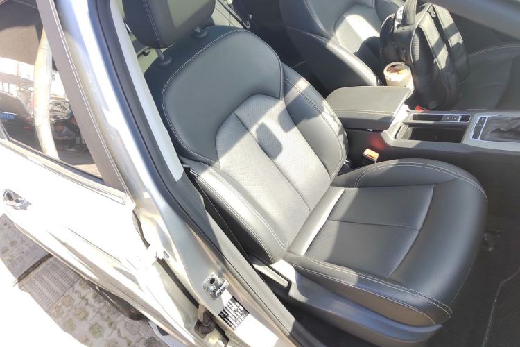 Used Roewe RX5 2020 20T Automatic 4G Connected Million Edition Right Front Seat