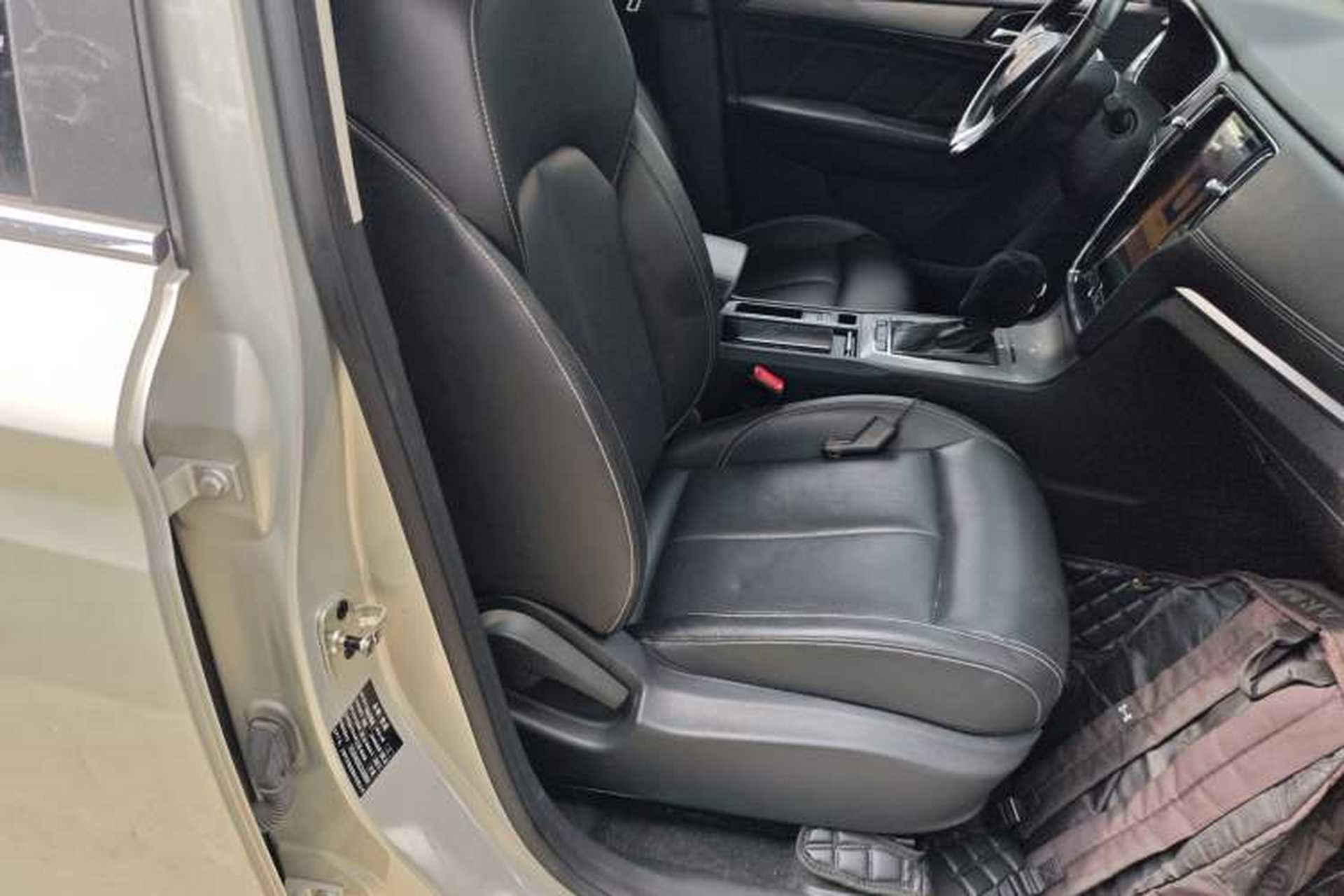 Used Roewe RX5 2020 20T Automatic 4G Connected Million Edition Right Front Seat