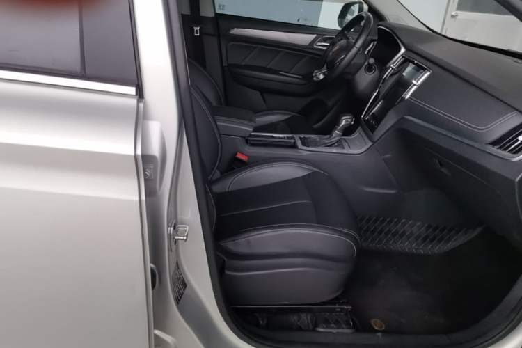 Used Roewe RX5 2020 20T Automatic 4G Connect Superior Flagship Edition Right Front Seat