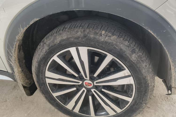 Used Roewe RX5 2020 20T Automatic 4G Connect Superior Flagship Edition Right Front Wheel Hub