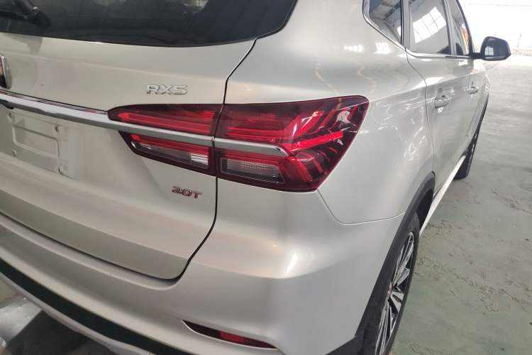 Used Roewe RX5 2020 20T Automatic 4G Connected Million Edition Right Rear Taillight