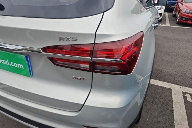 Used Roewe RX5 2020 20T Automatic 4G Connected Million-Dollar Flagship Edition Right Rear Taillight