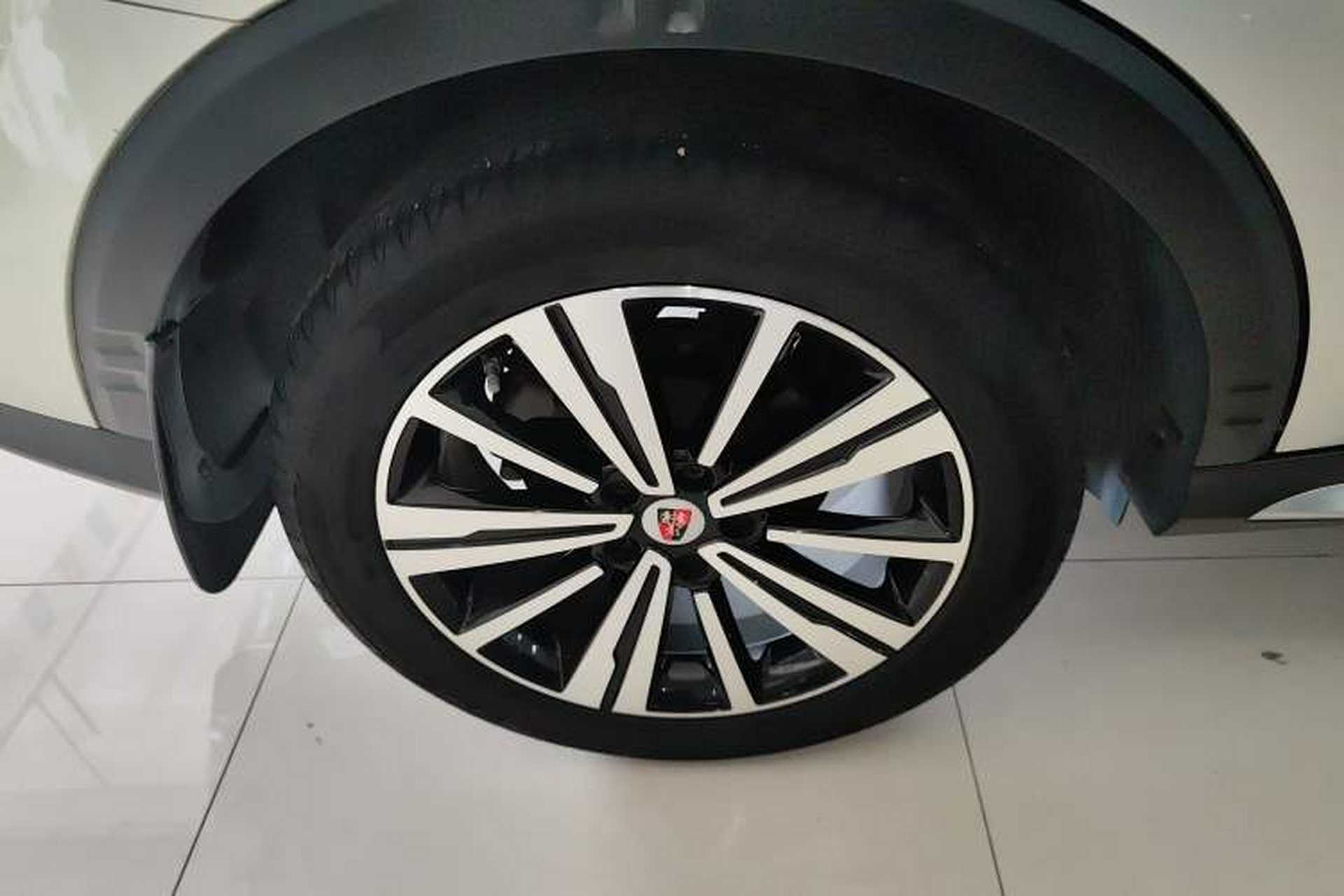 Used Roewe RX5 2020 20T Manual 4G Connect Million Edition Right Rear Wheel Hub