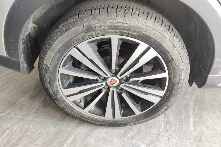 Used Roewe RX5 2020 20T Automatic 4G Connected Million Edition Right Rear Wheel Hub