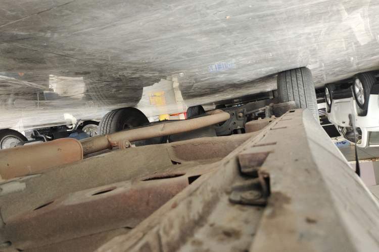 Used Roewe RX5 2020 20T Automatic 4G Connected Million Edition Right Side Sill