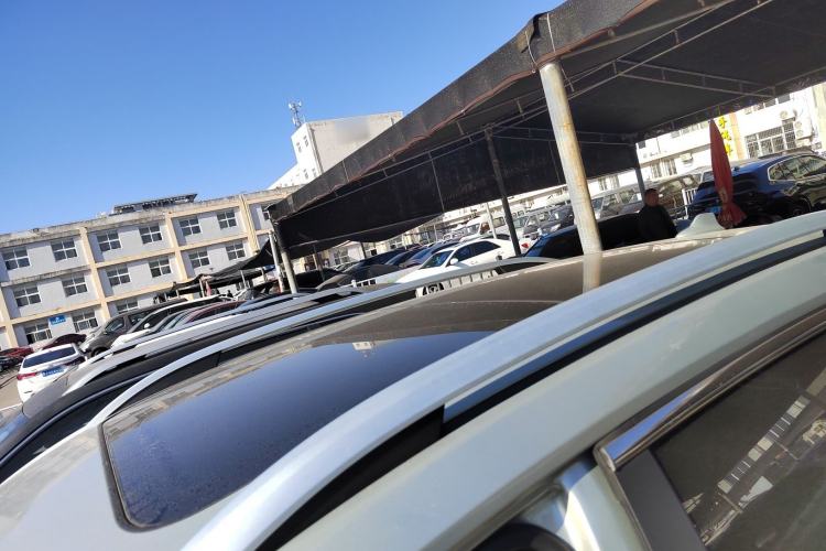 Used Roewe RX5 2020 20T Automatic 4G Connected Million Edition Roof