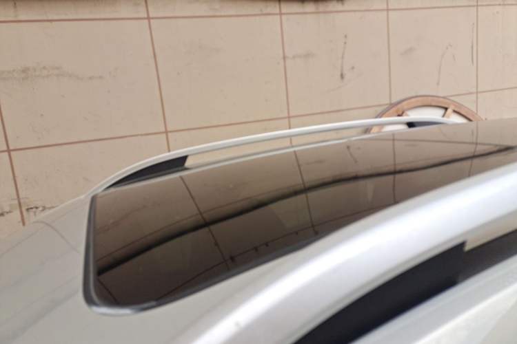 Used Roewe RX5 2020 PLUS 300TGI Automatic Ali New Year Special Edition Roof