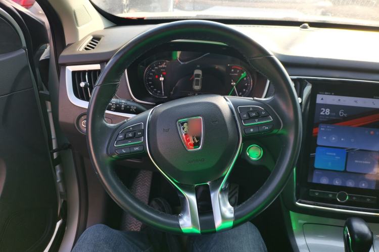 Used Roewe RX5 2020 20T Automatic Ali Smart Connectivity Beyond Intelligent Edition Steering Wheel