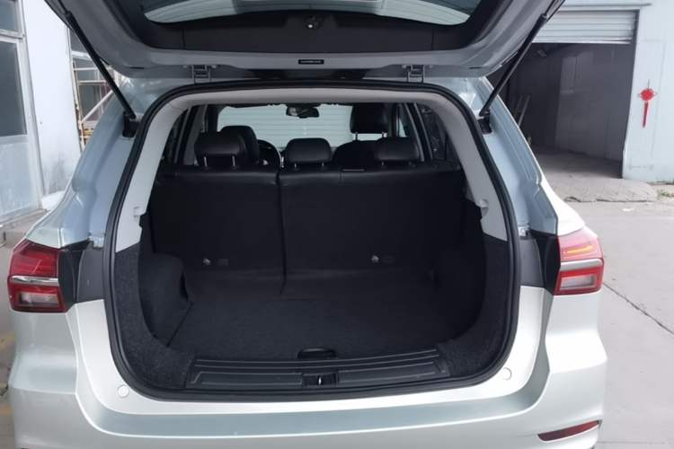 Used Roewe RX5 2020 20T Automatic 4G Connect Superior Flagship Edition Trunk