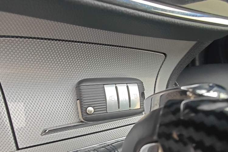 Used Roewe RX5 2020 20T Automatic 4G Connected Million-Dollar Flagship Edition Vehicle Key