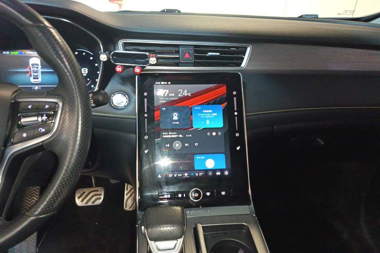 Used Roewe RX5 2020 PLUS 300TGI Automatic Ali National Style Ronglin Edition Audio And AC Panel