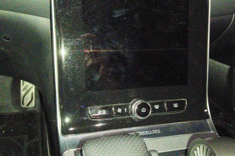 Used Roewe RX5 2020 PLUS 300TGI Automatic Ali National Style Ronglin Edition Audio And AC Panel