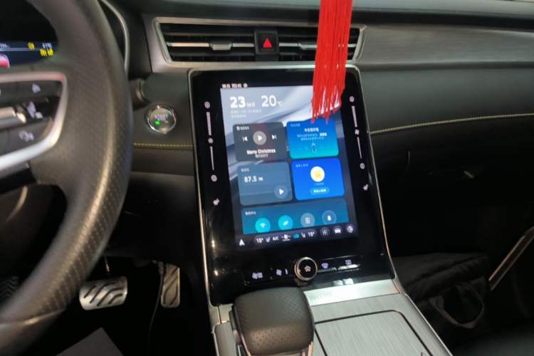 Used Roewe RX5 2020 PLUS 300TGI Automatic Ali National Style Ronglin Edition Audio And AC Panel