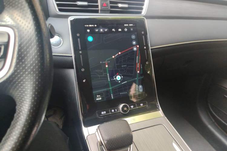 Used Roewe RX5 2020 PLUS 300TGI Automatic Ali National Trend Flagship Edition Audio And AC Panel