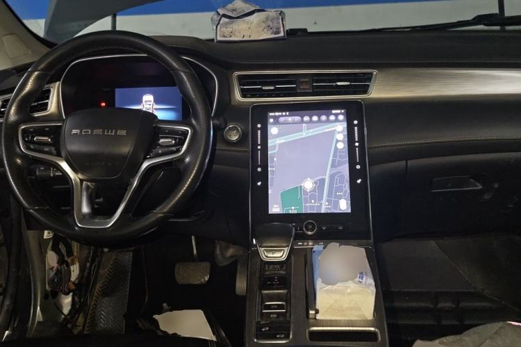 Used Roewe RX5 2020 PLUS 300TGI Automatic Ali National Trend Flagship Edition Center Console