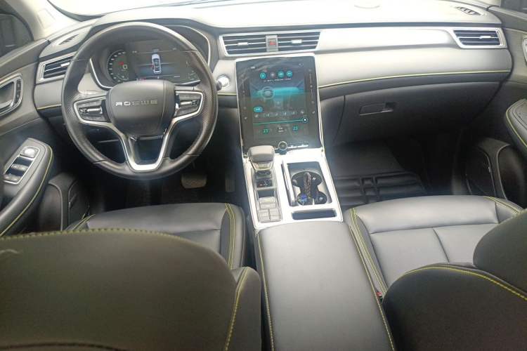 Used Roewe RX5 2020 PLUS 300TGI Automatic Ali National Trend Flagship Edition Center Console