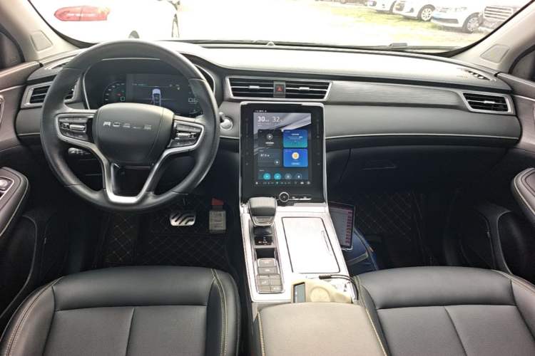 Used Roewe RX5 2020 PLUS 300TGI Automatic Ali National Style Ronglin Edition Center Console
