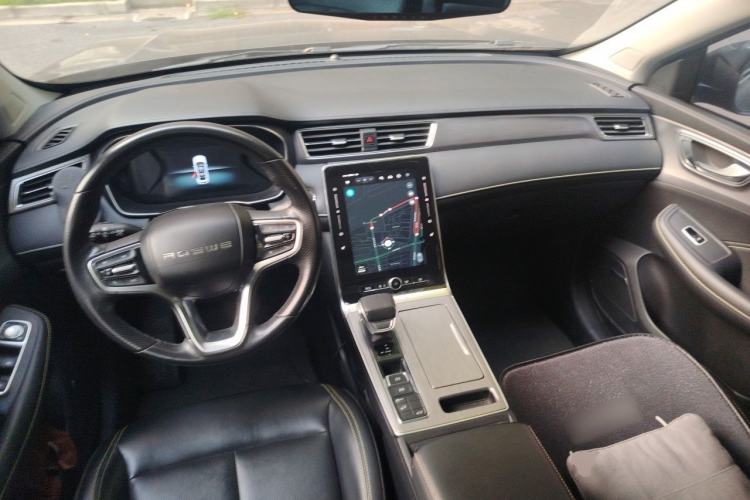 Used Roewe RX5 2020 PLUS 300TGI Automatic Ali National Trend Flagship Edition Center Console