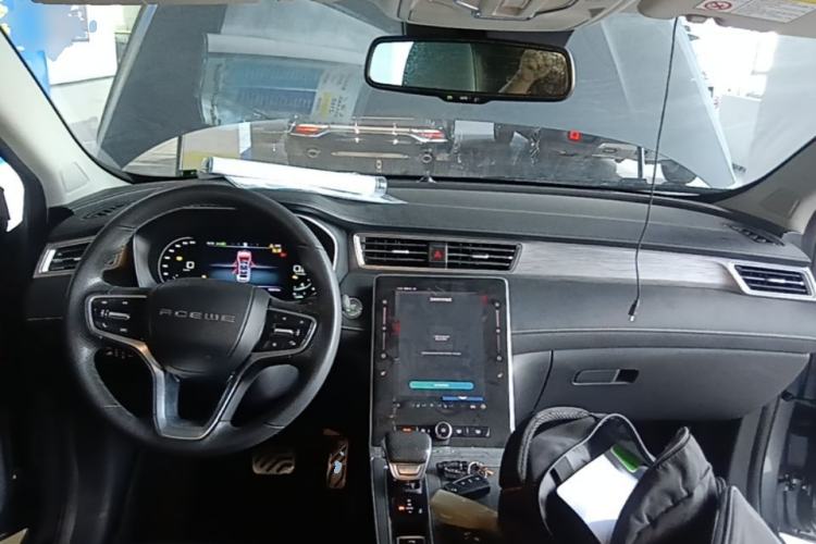 Used Roewe RX5 2020 PLUS 300TGI Automatic Ali National Style Ronglin Edition Center Console