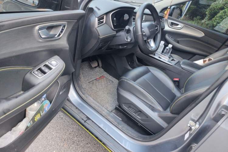 Used Roewe RX5 2020 PLUS 300TGI Automatic Ali National Trend Flagship Edition Driver Seat