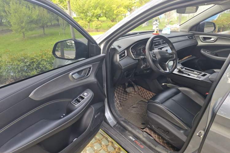 Used Roewe RX5 2020 PLUS 300TGI Automatic Ali National Style Ronglin Edition Driver Seat