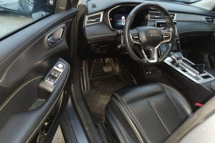 Used Roewe RX5 2020 PLUS 300TGI Automatic Ali National Trend Flagship Edition Driver Seat